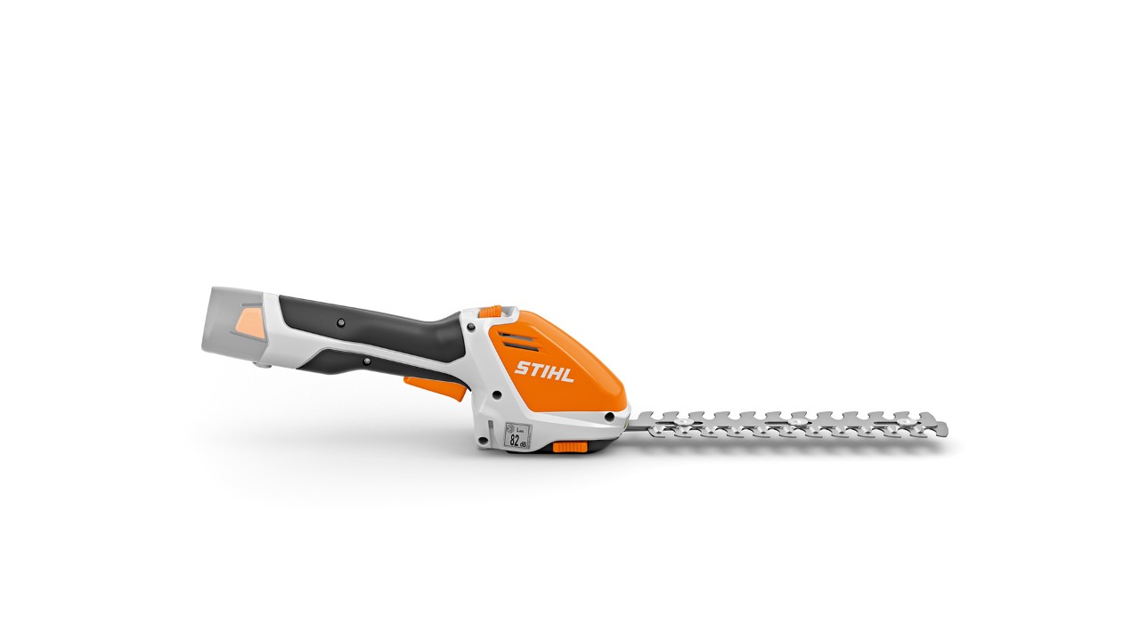 Taille-haies à batterie STIHL HSA 26 pour haies hautes, arbustes, buissons, plantes proches du sol dans les petits jardins.