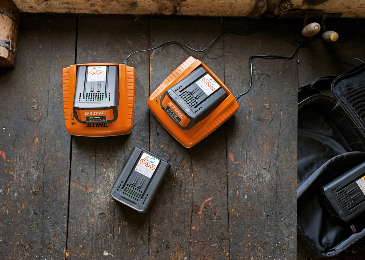 Caricamento delle batterie agli ioni di litio STIHL